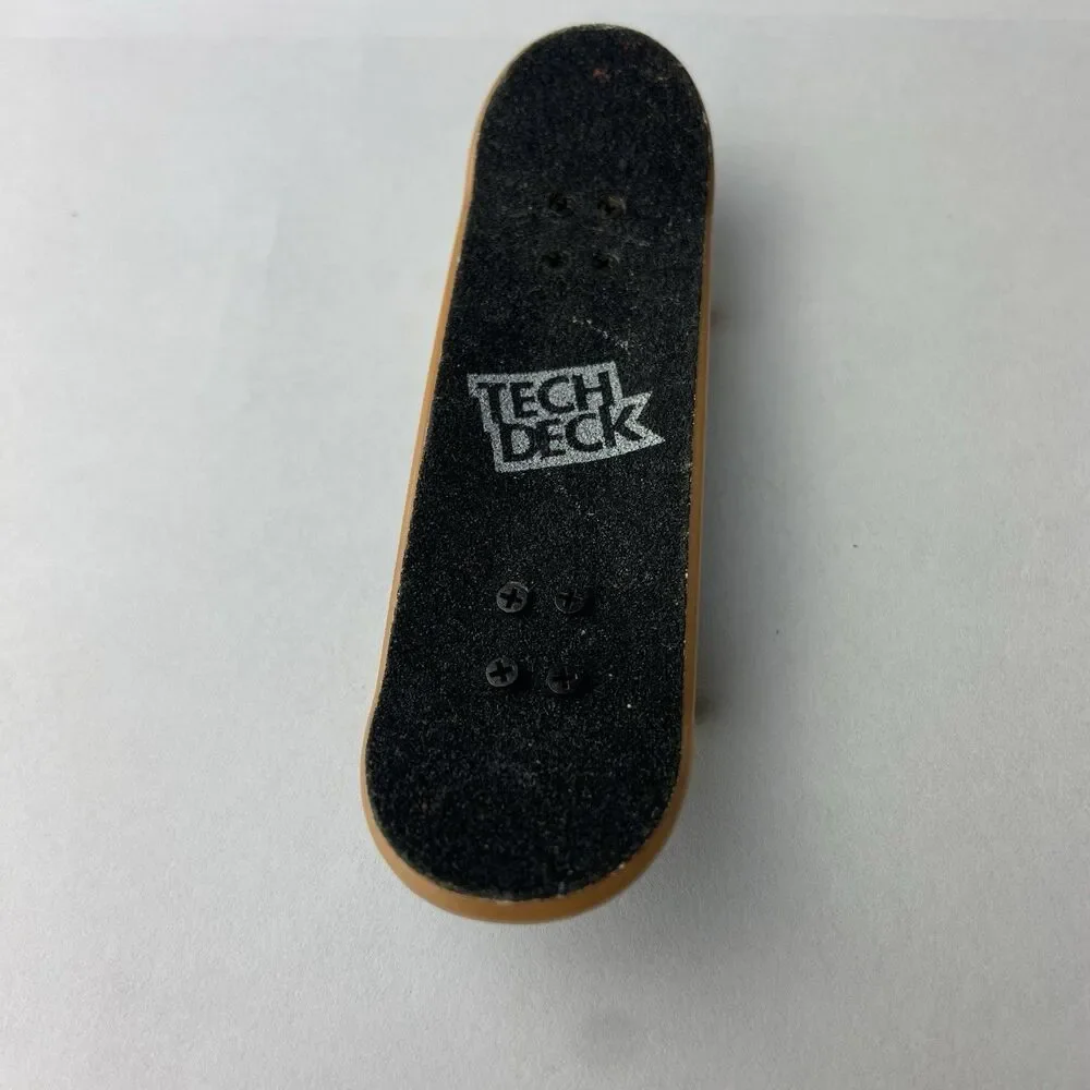 Tech Deck REAL SKATEBOARDS COMPANY Donnelly Fight Or Flight Fingerboard